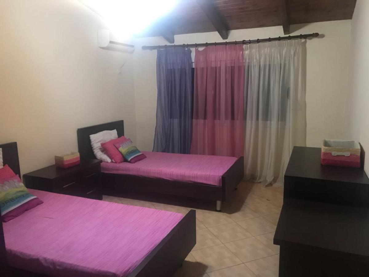 تيرانا Lovely 2 Bedroom Apartment المظهر الخارجي الصورة