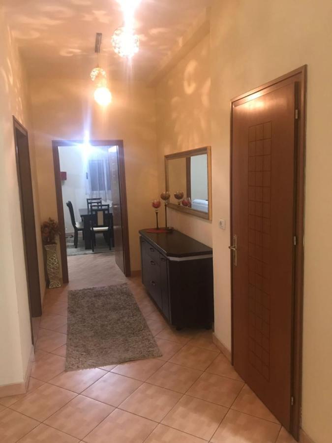 تيرانا Lovely 2 Bedroom Apartment المظهر الخارجي الصورة