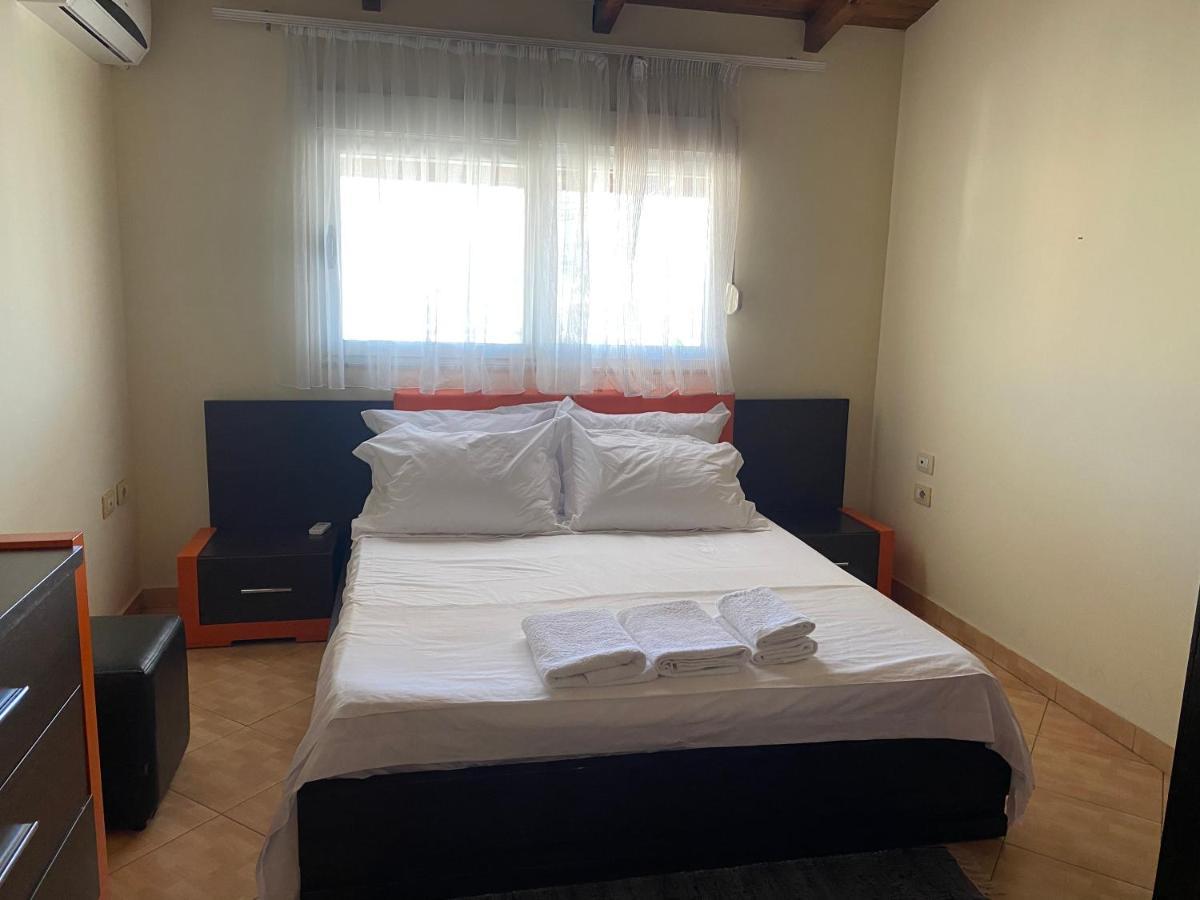 تيرانا Lovely 2 Bedroom Apartment المظهر الخارجي الصورة